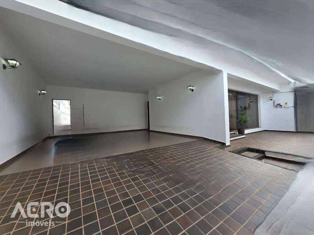 Casa, 3 quartos, 279 m² - Foto 3