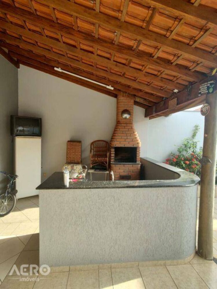 Casa à venda com 3 quartos, 169m² - Foto 34