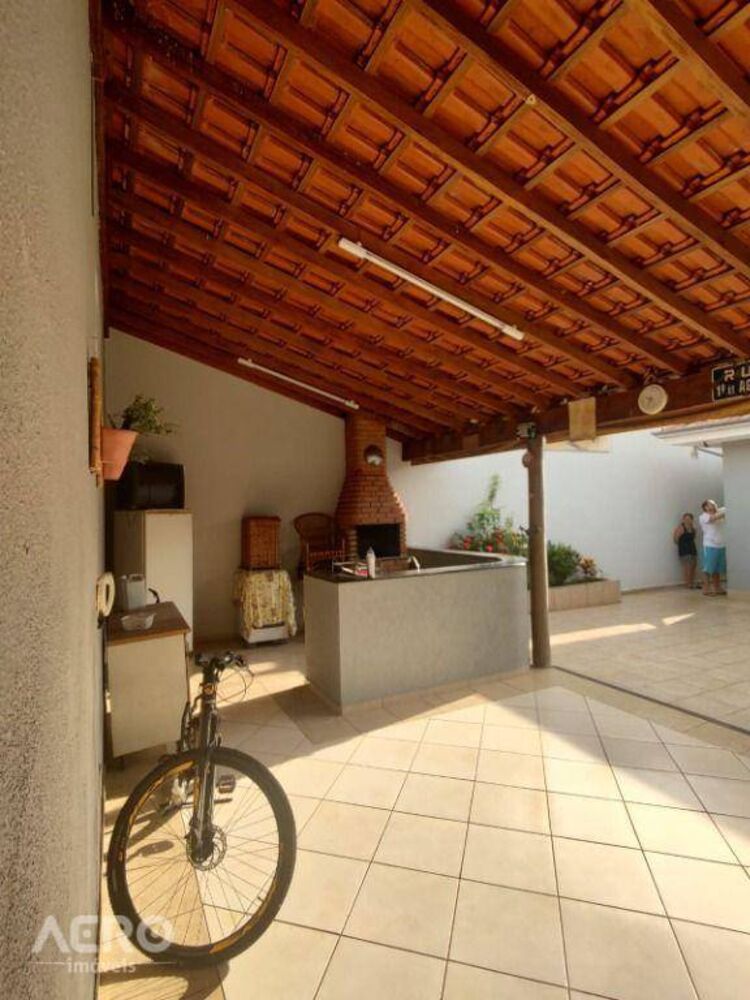 Casa à venda com 3 quartos, 169m² - Foto 35