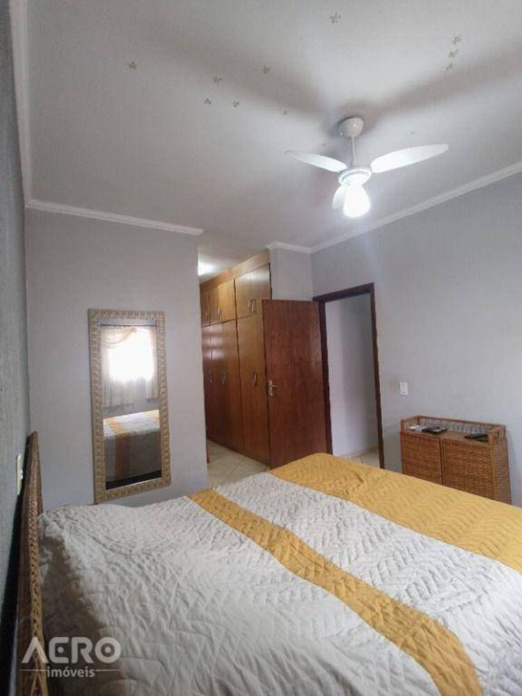 Casa à venda com 3 quartos, 169m² - Foto 22