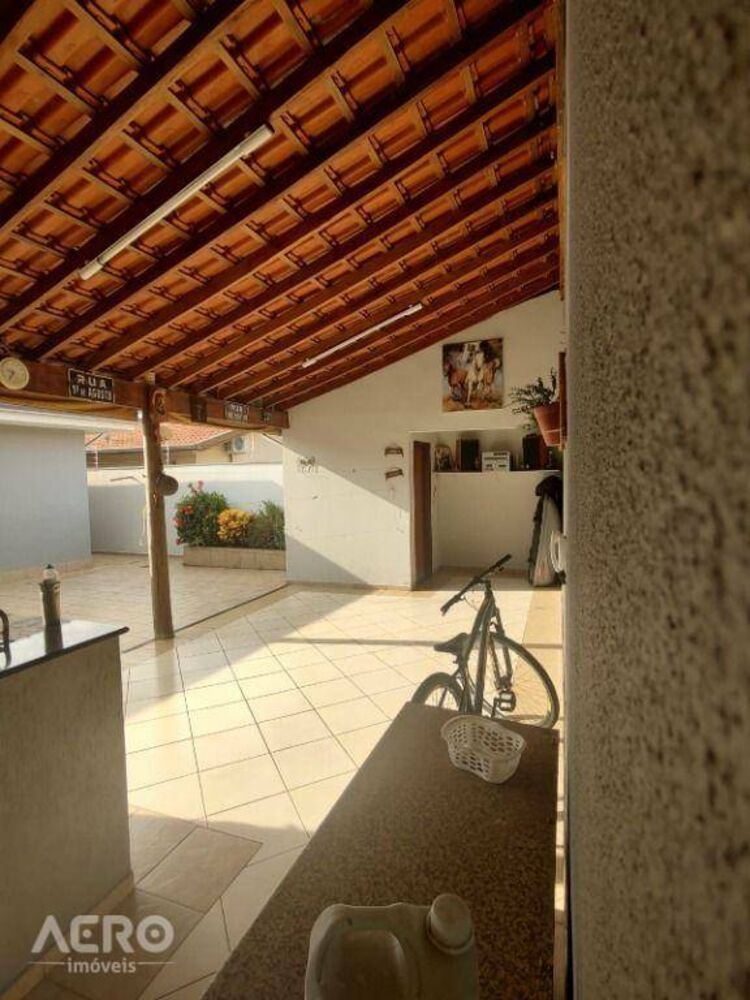 Casa à venda com 3 quartos, 169m² - Foto 33
