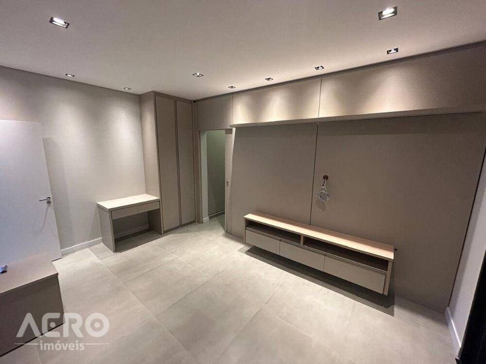 Casa, 3 quartos, 250 m² - Foto 14