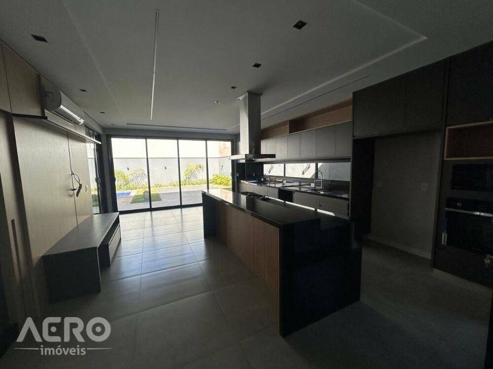 Casa, 3 quartos, 250 m² - Foto 4