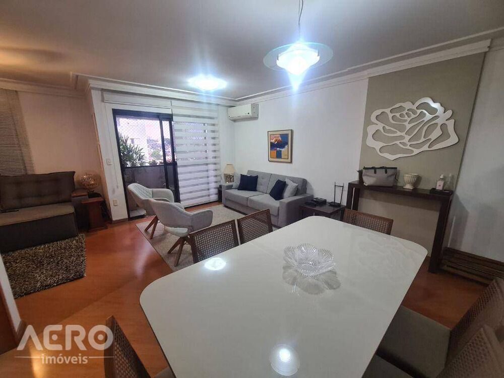 Apartamento à venda com 3 quartos, 107m² - Foto 1