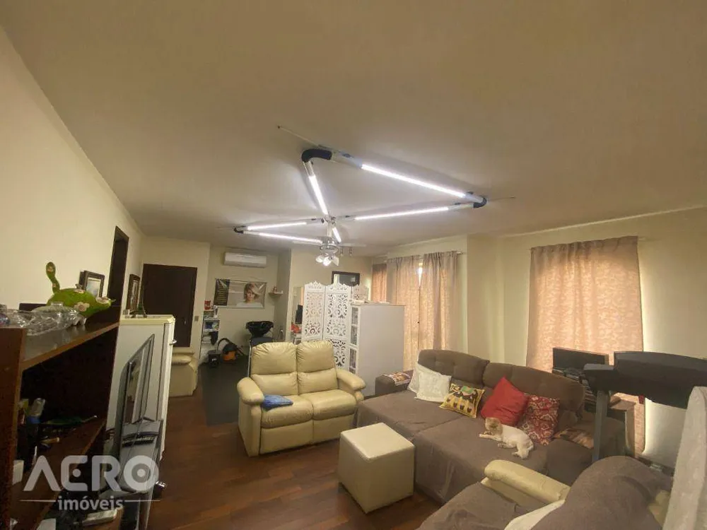 Casa, 4 quartos, 250 m² - Foto 6