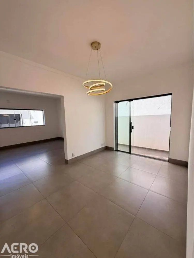 Casa, 3 quartos, 164 m² - Foto 1