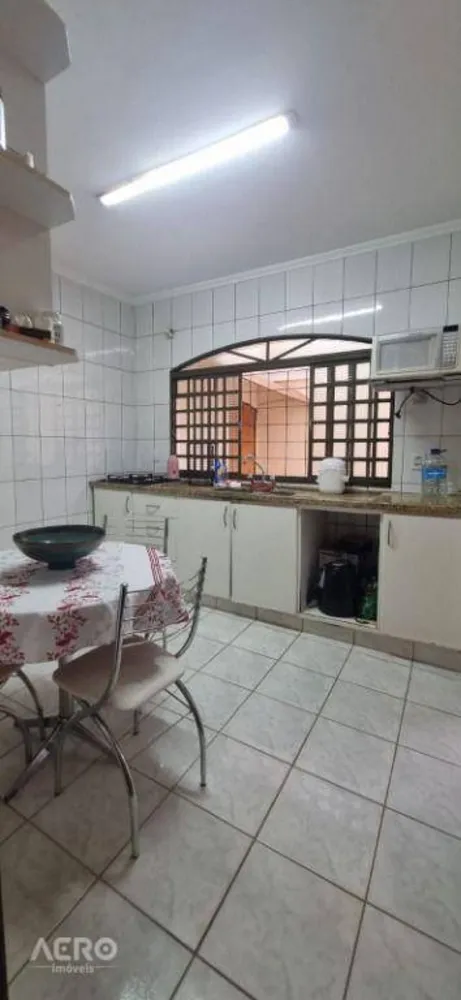 Casa, 4 quartos, 236 m² - Foto 7