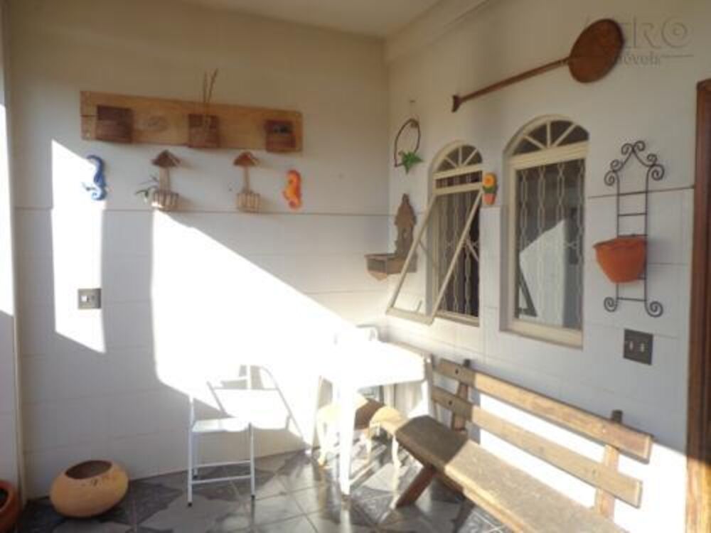 Casa, 4 quartos, 232 m² - Foto 2