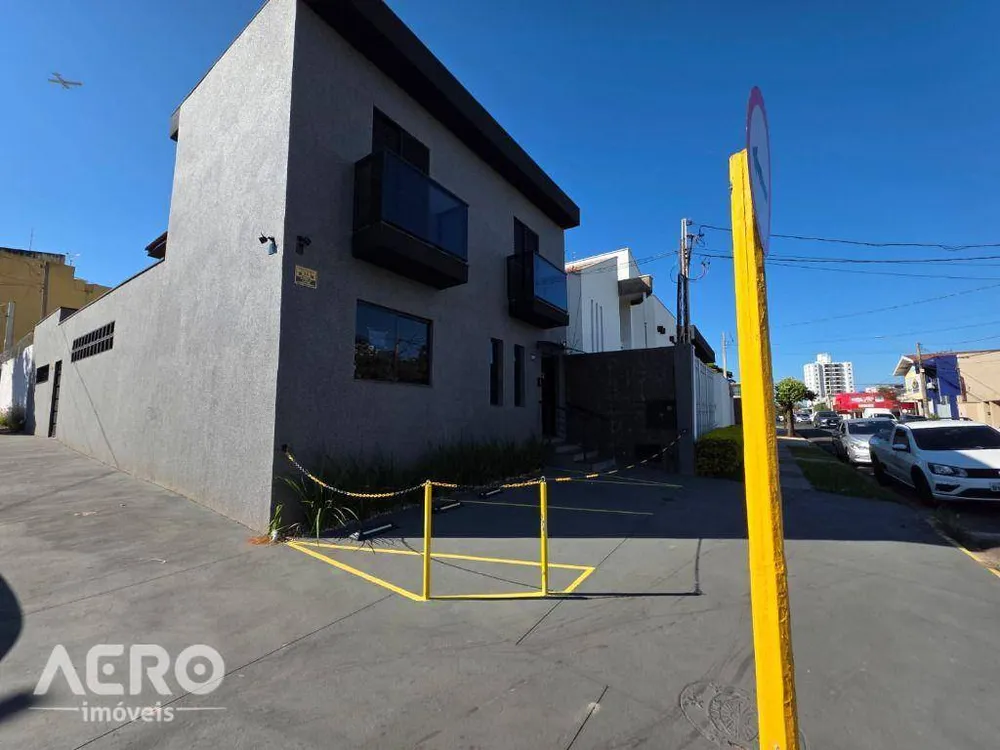 Casa, 3 quartos, 230 m² - Foto 1