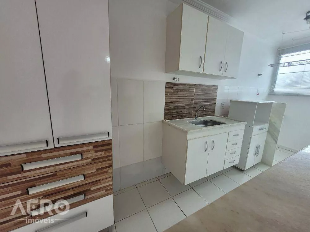 Apartamento à venda com 2 quartos, 55m² - Foto 4