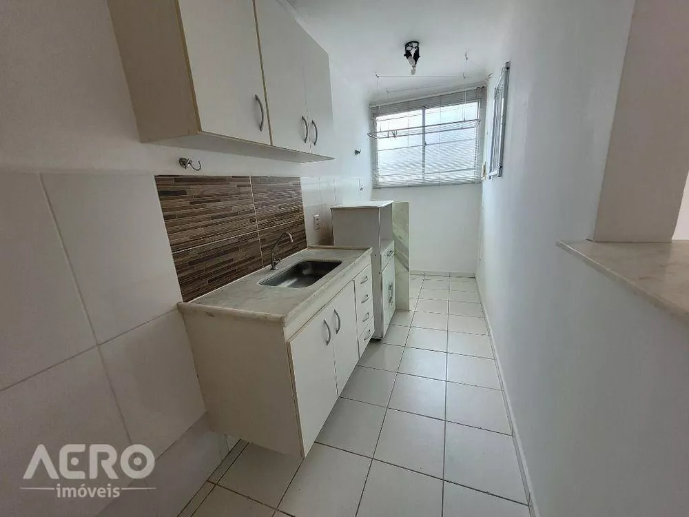 Apartamento à venda com 2 quartos, 55m² - Foto 5