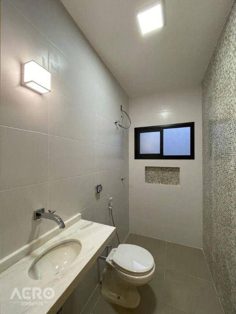 Casa à venda com 3 quartos, 125m² - Foto 9