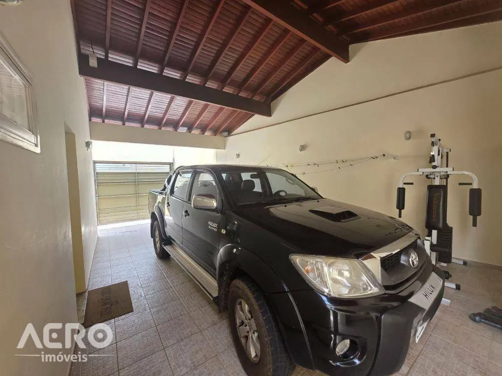 Casa, 3 quartos, 241 m² - Foto 4