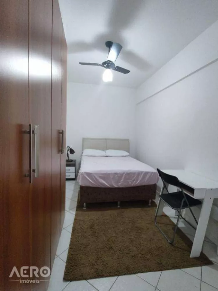 Apartamento à venda com 1 quarto, 45m² - Foto 3