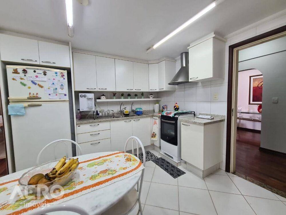 Apartamento, 3 quartos, 203 m² - Foto 4