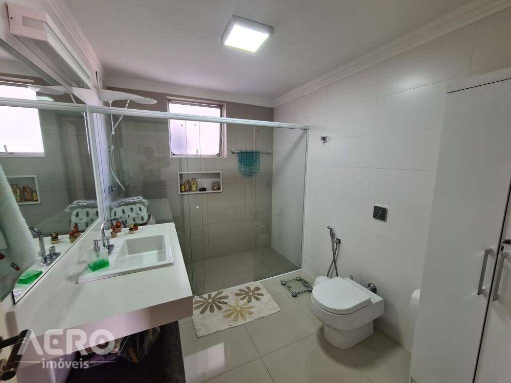 Apartamento, 3 quartos, 203 m² - Foto 21
