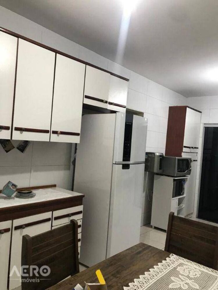 Casa, 2 quartos, 117 m² - Foto 1