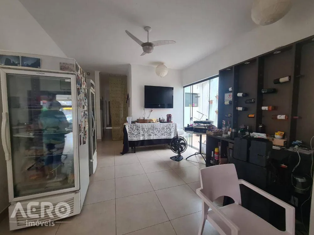 Casa, 3 quartos, 300 m² - Foto 5