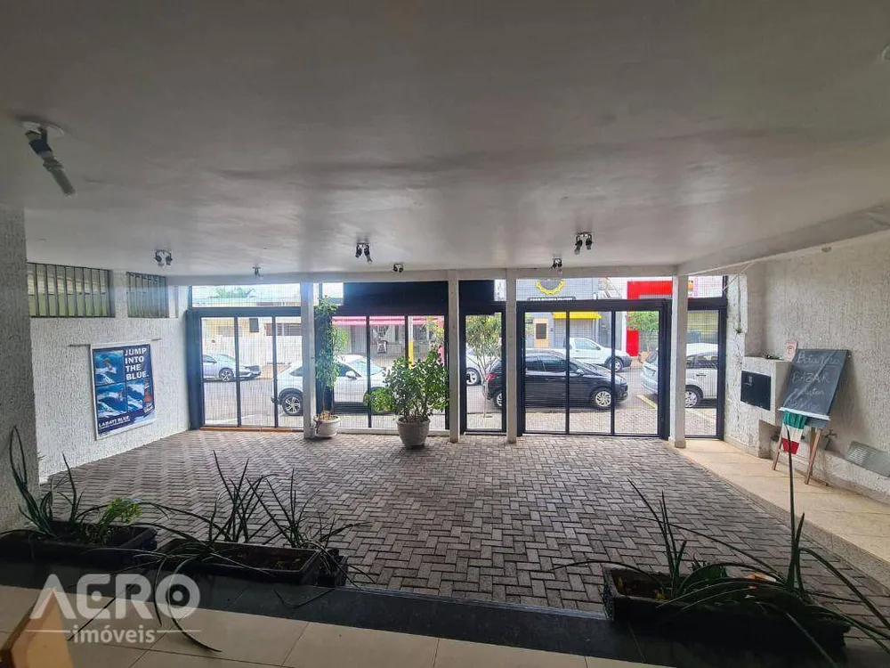 Casa, 3 quartos, 300 m² - Foto 2