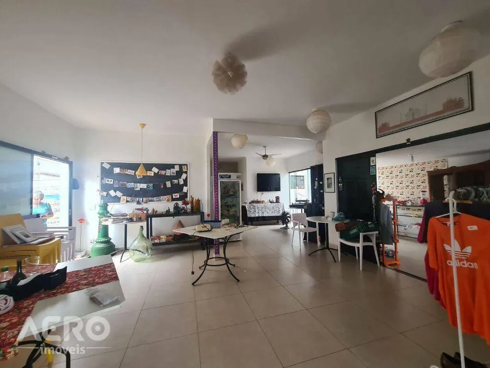 Casa, 3 quartos, 300 m² - Foto 4