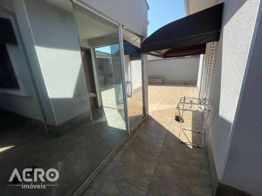 Casa, 3 quartos, 182 m² - Foto 6