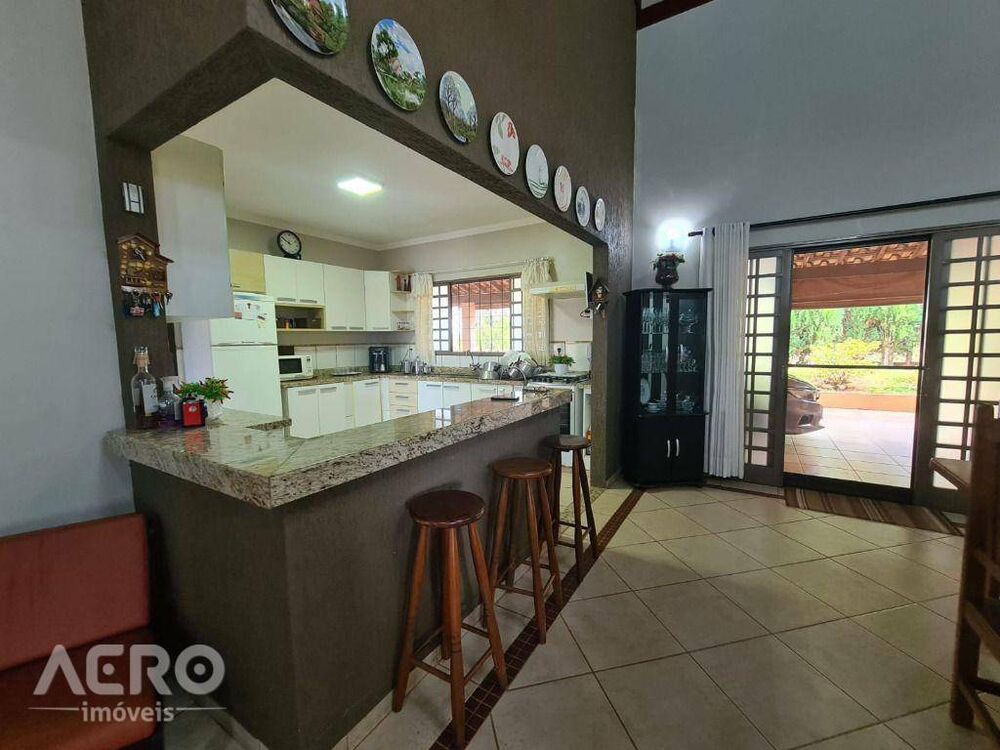 Chácara à venda com 4 quartos, 450m² - Foto 19