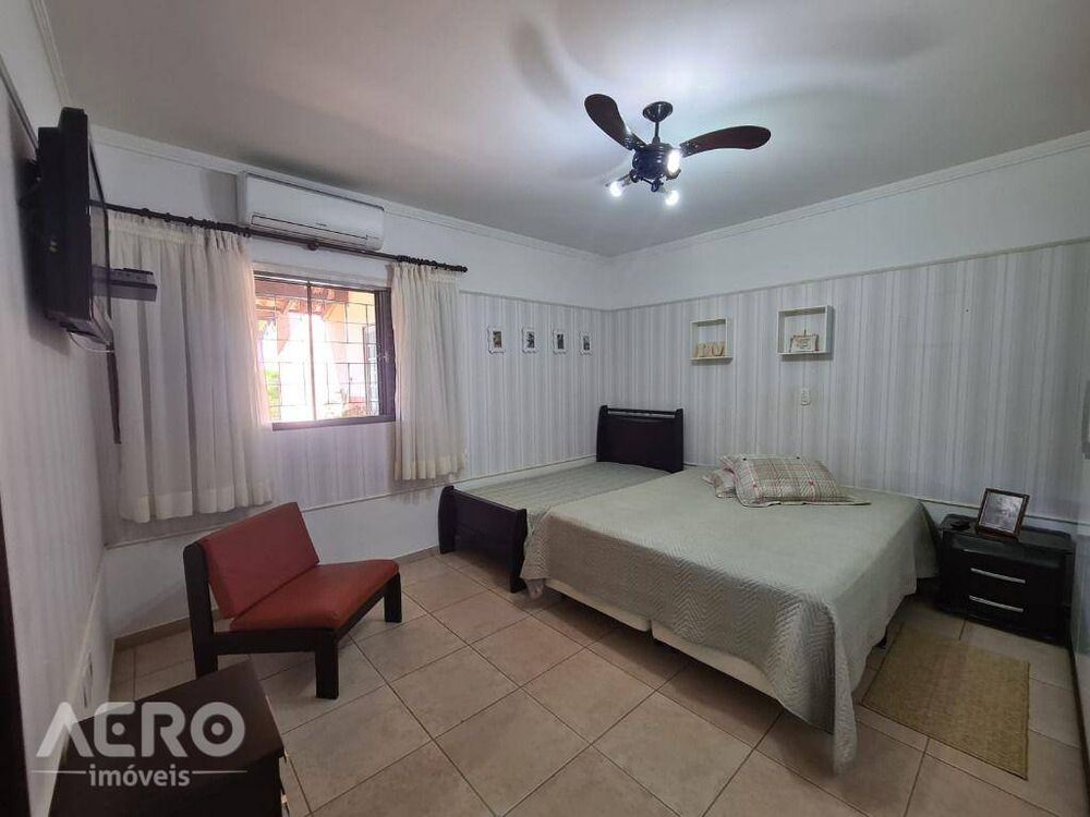 Chácara à venda com 4 quartos, 450m² - Foto 12