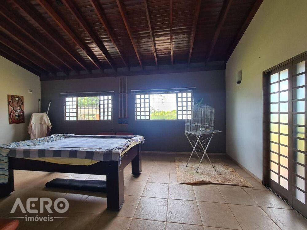 Chácara à venda com 4 quartos, 450m² - Foto 40