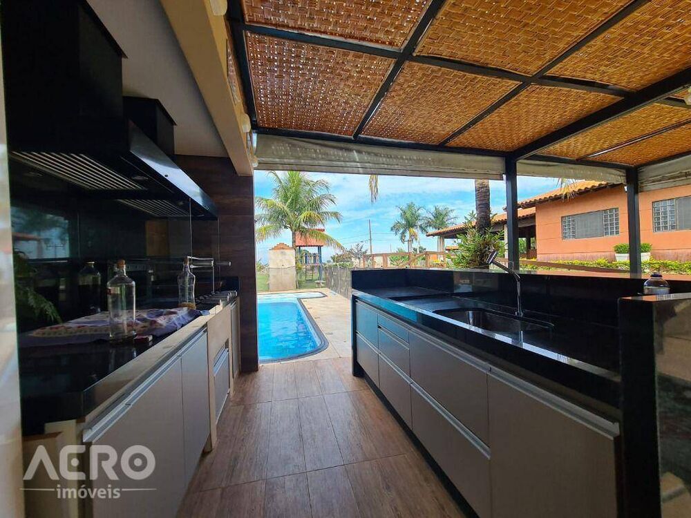 Chácara à venda com 4 quartos, 450m² - Foto 23