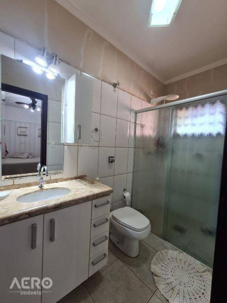 Chácara à venda com 4 quartos, 450m² - Foto 15