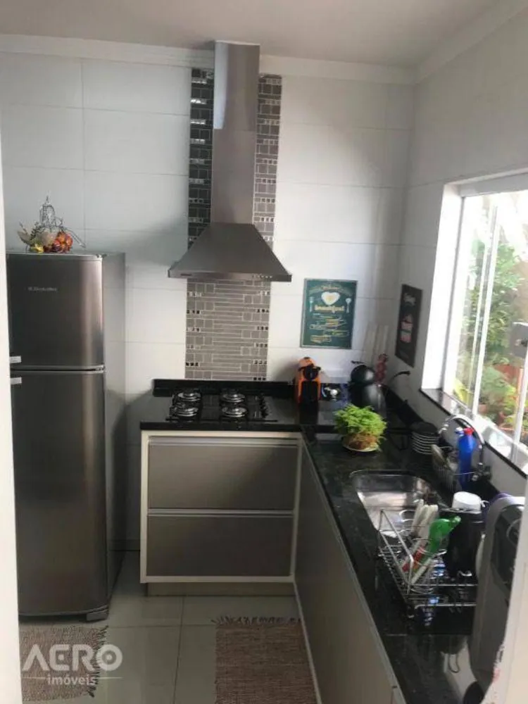 Casa, 3 quartos, 125 m² - Foto 1