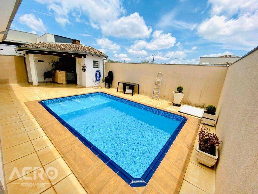 Casa de Condomínio à venda e aluguel com 3 quartos, 200m² - Foto 1