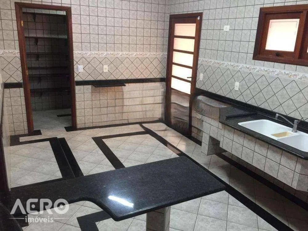 Casa, 5 quartos, 535 m² - Foto 3