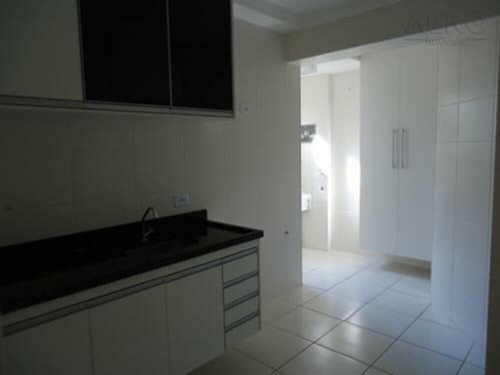 Apartamento à venda com 3 quartos, 86m² - Foto 18