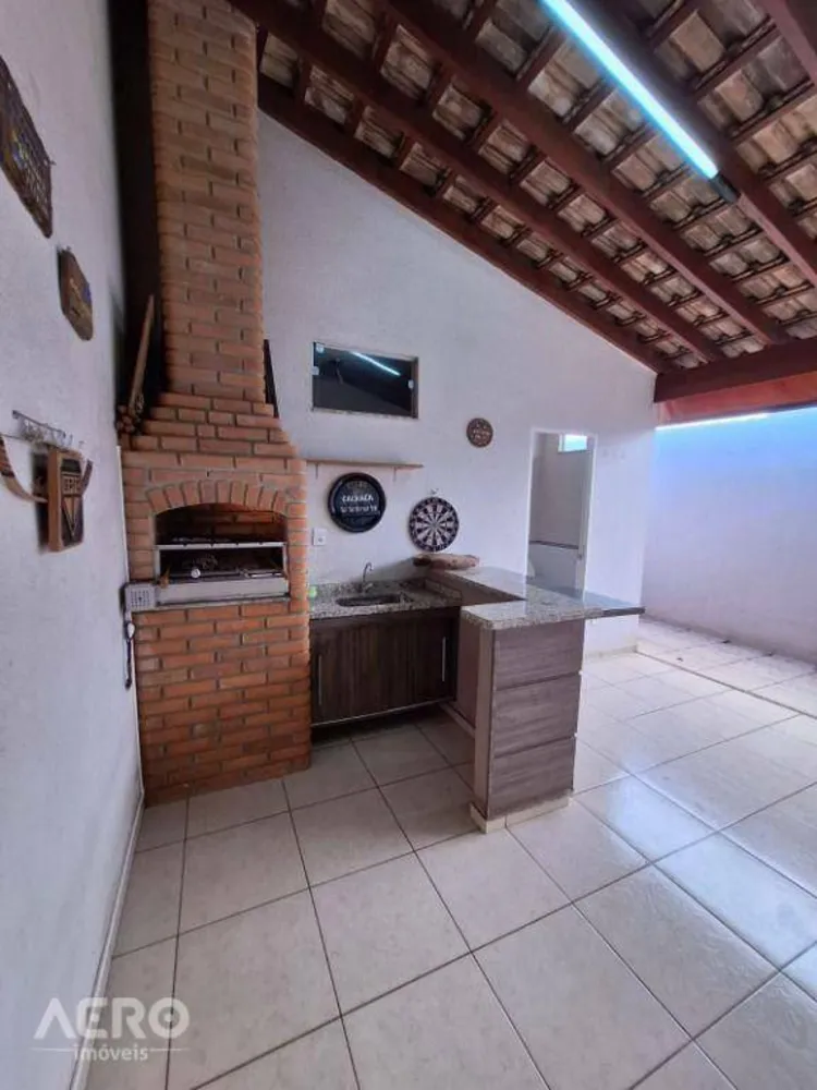 Casa, 3 quartos, 145 m² - Foto 1