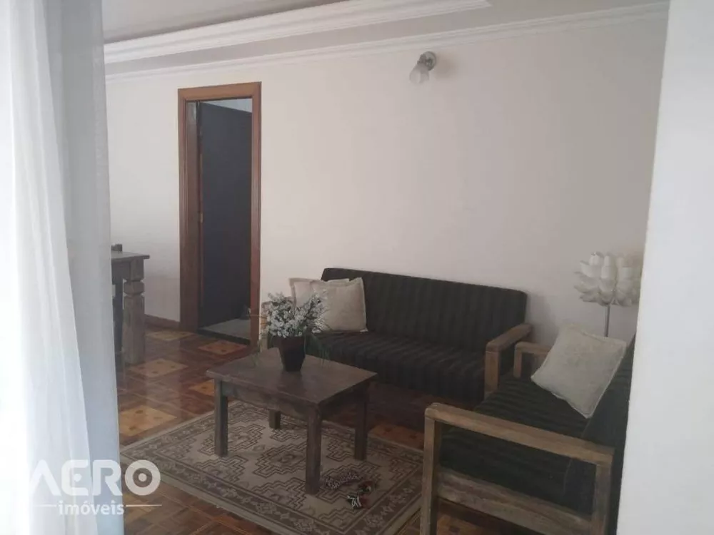 Casa à venda com 4 quartos, 384m² - Foto 11