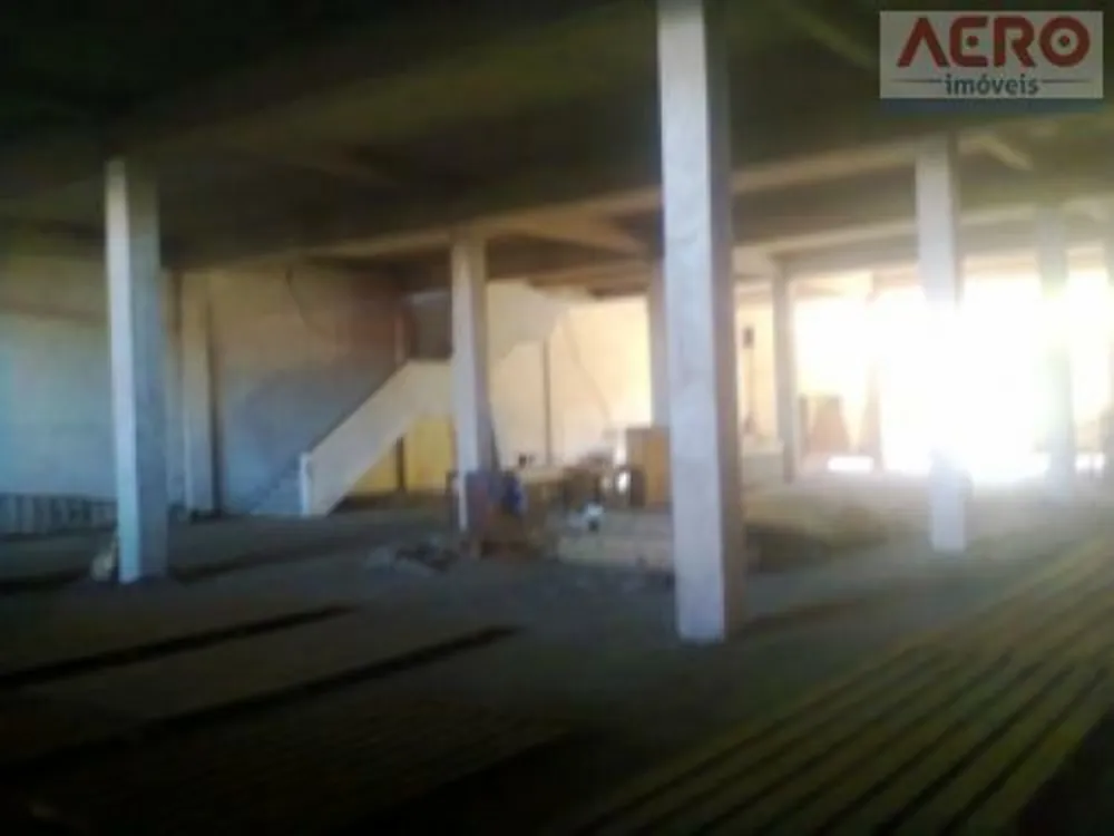 Depósito-Galpão, 2500 m² - Foto 1