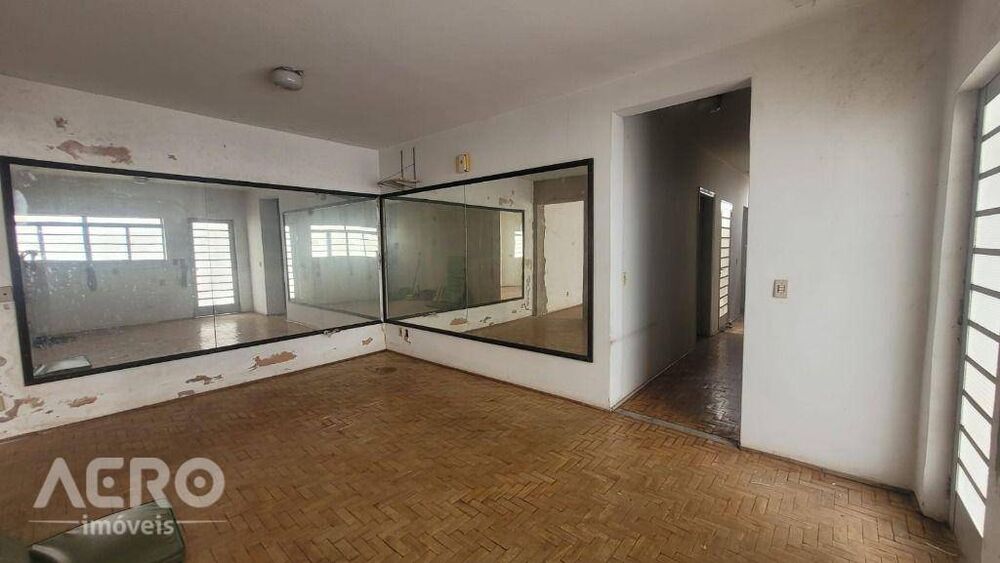 Casa, 3 quartos, 180 m² - Foto 2