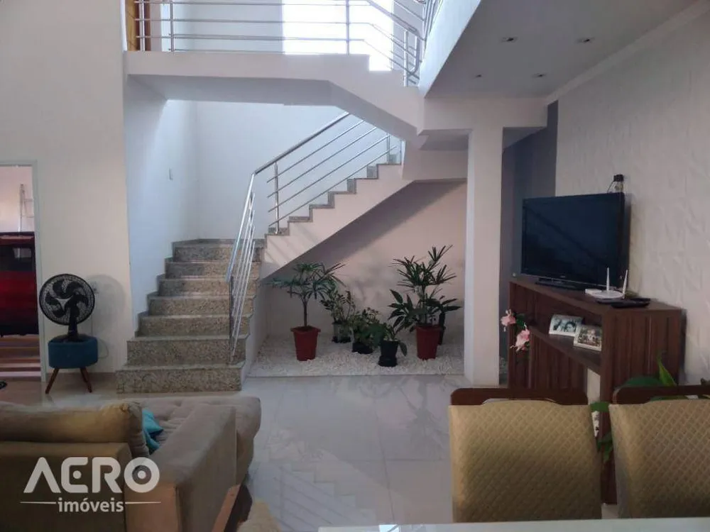 Casa, 2 quartos, 224 m² - Foto 3