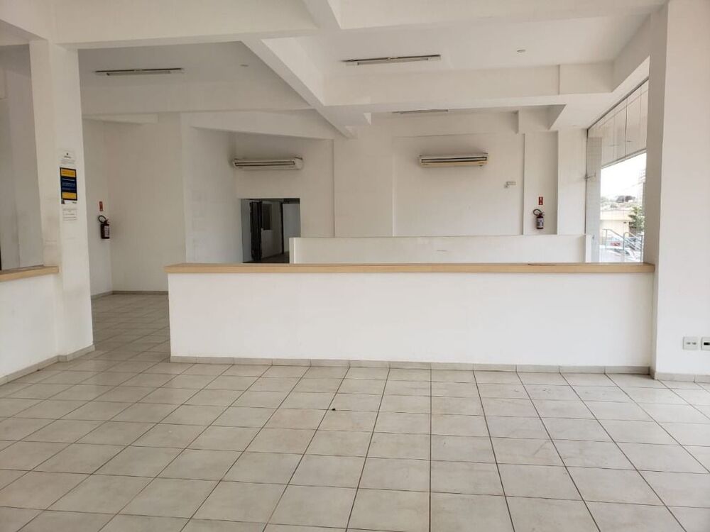 Loja-Salão para alugar, 1056m² - Foto 2