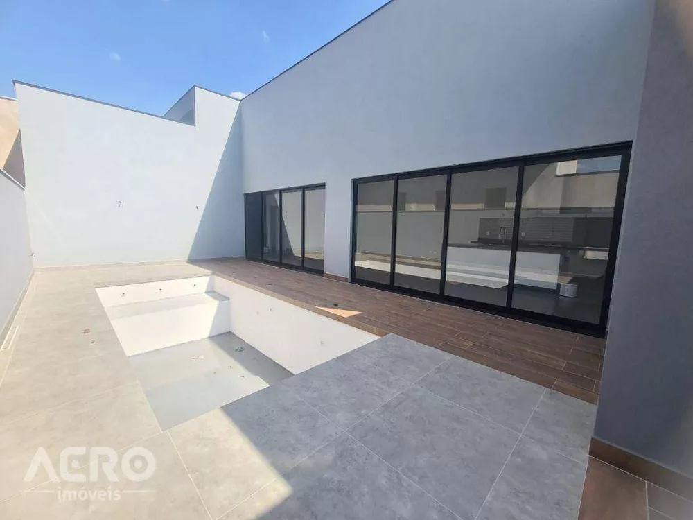 Casa de Condomínio à venda com 3 quartos, 215m² - Foto 1