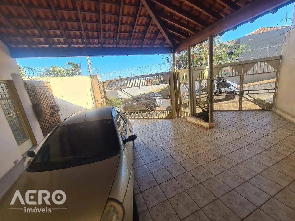 Casa, 3 quartos, 166 m² - Foto 3