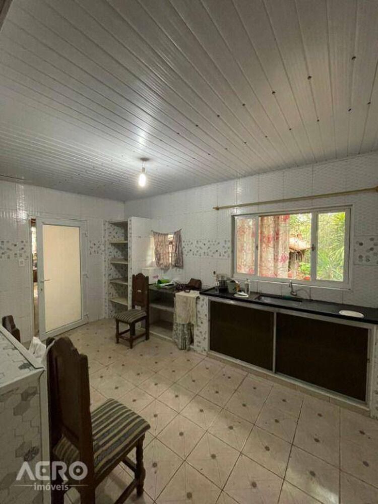 Casa, 2 quartos, 192 m² - Foto 1