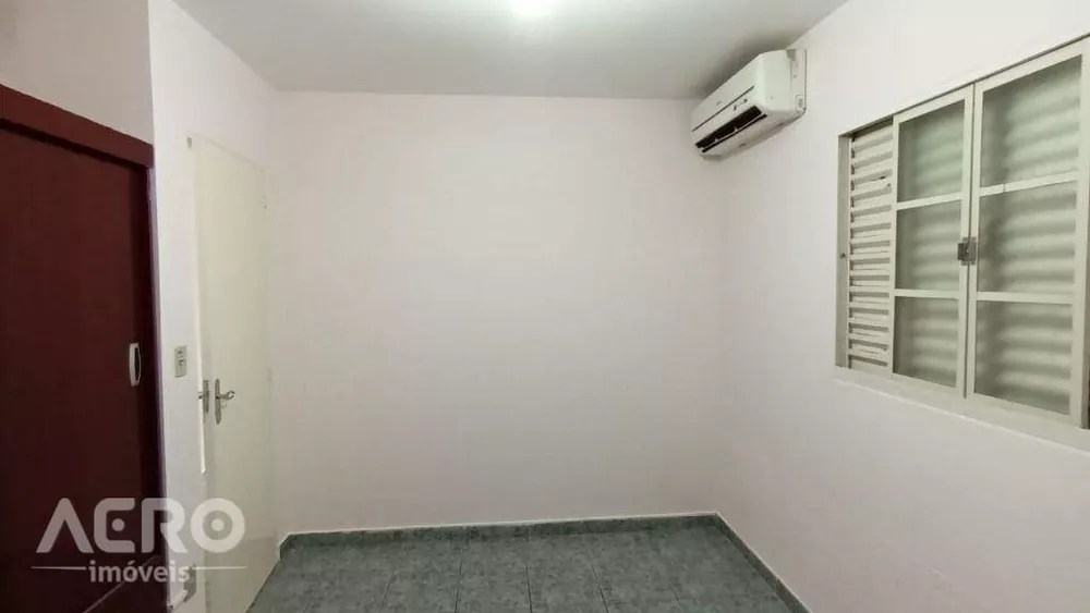 Casa à venda com 3 quartos, 103m² - Foto 4