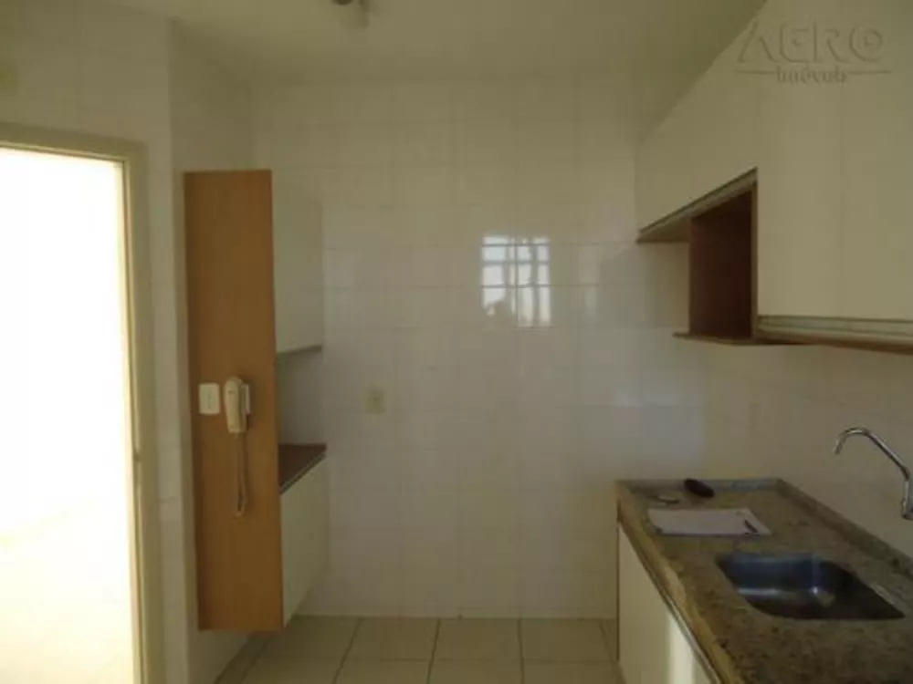 Apartamento à venda com 2 quartos, 65m² - Foto 7