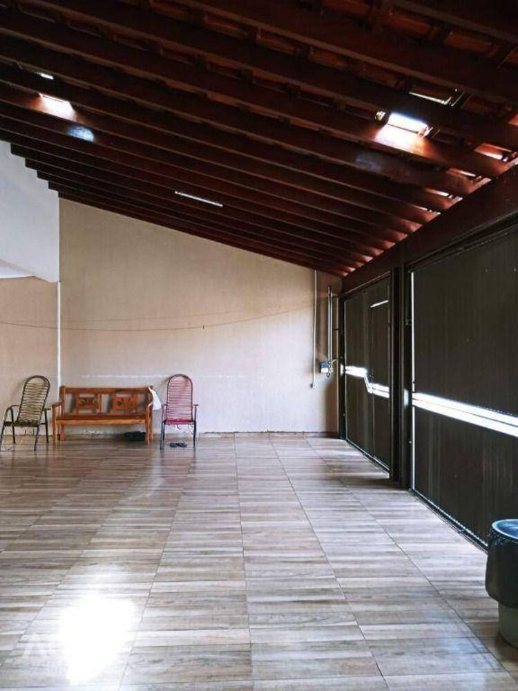 Casa à venda com 4 quartos, 175m² - Foto 3