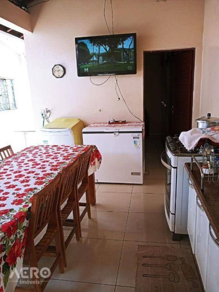 Casa à venda com 4 quartos, 175m² - Foto 16