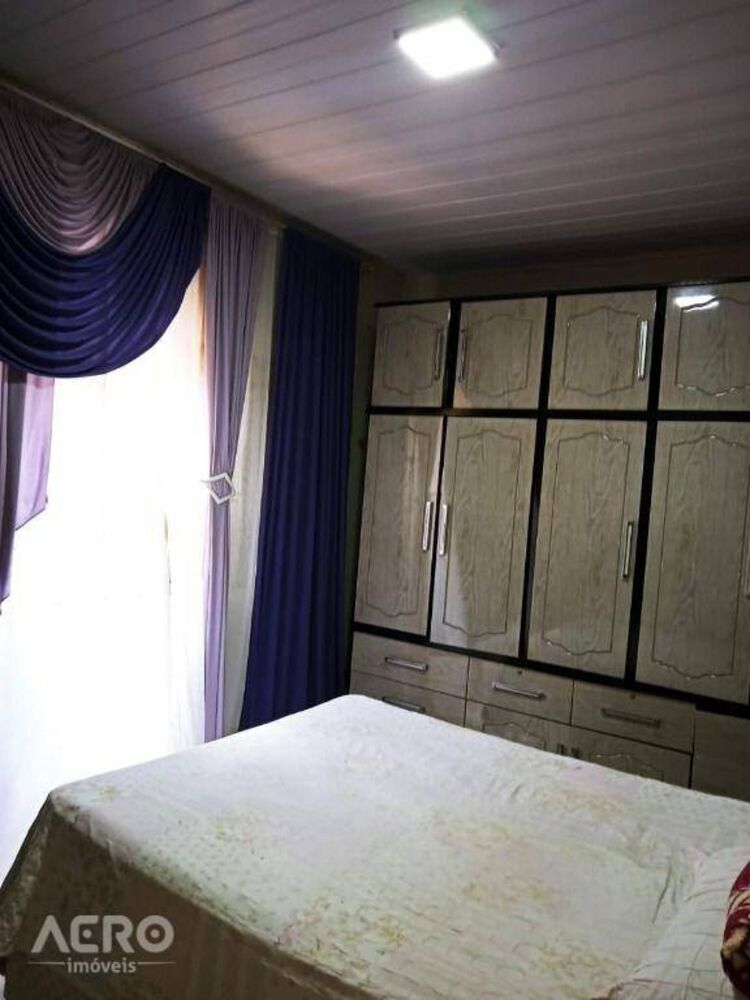 Casa à venda com 4 quartos, 175m² - Foto 31