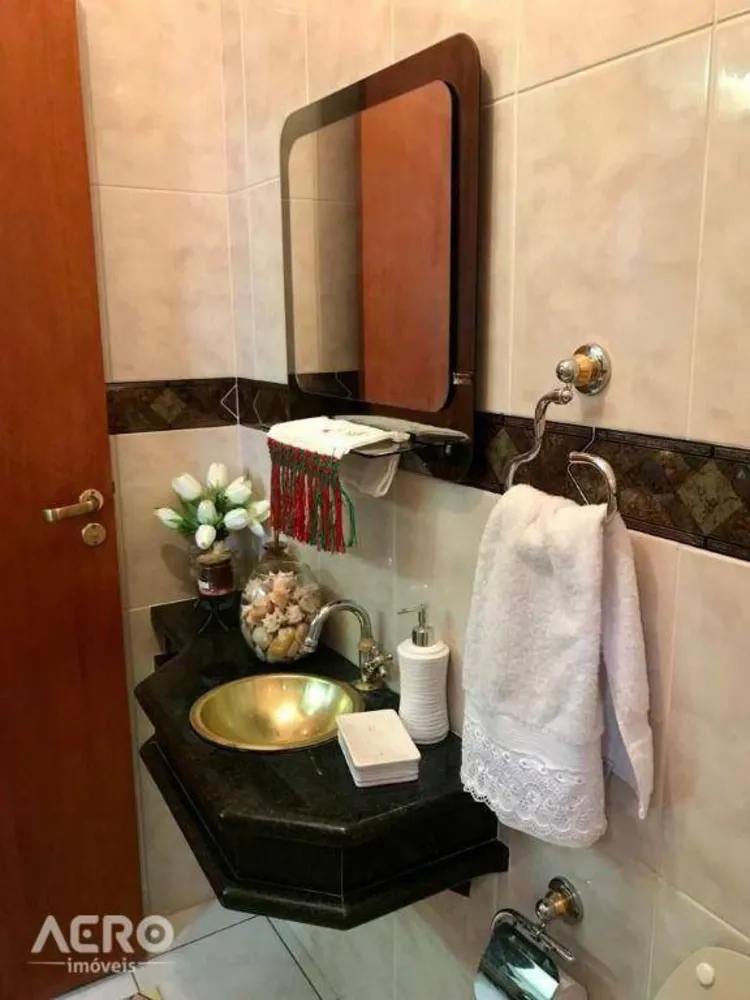 Casa, 3 quartos, 250 m² - Foto 10