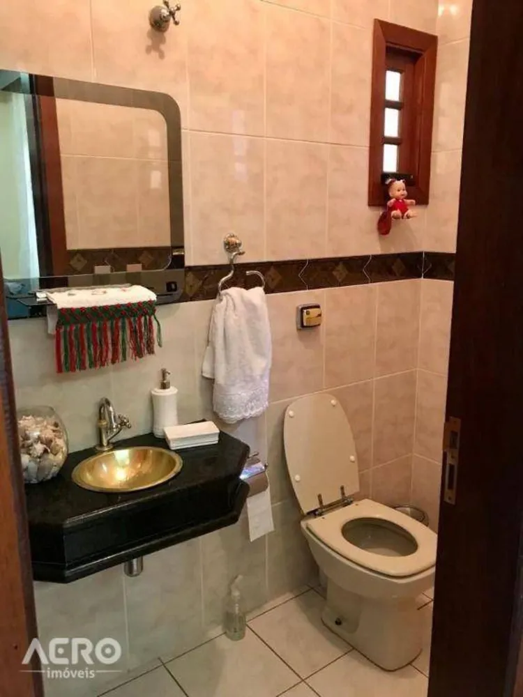 Casa, 3 quartos, 250 m² - Foto 5